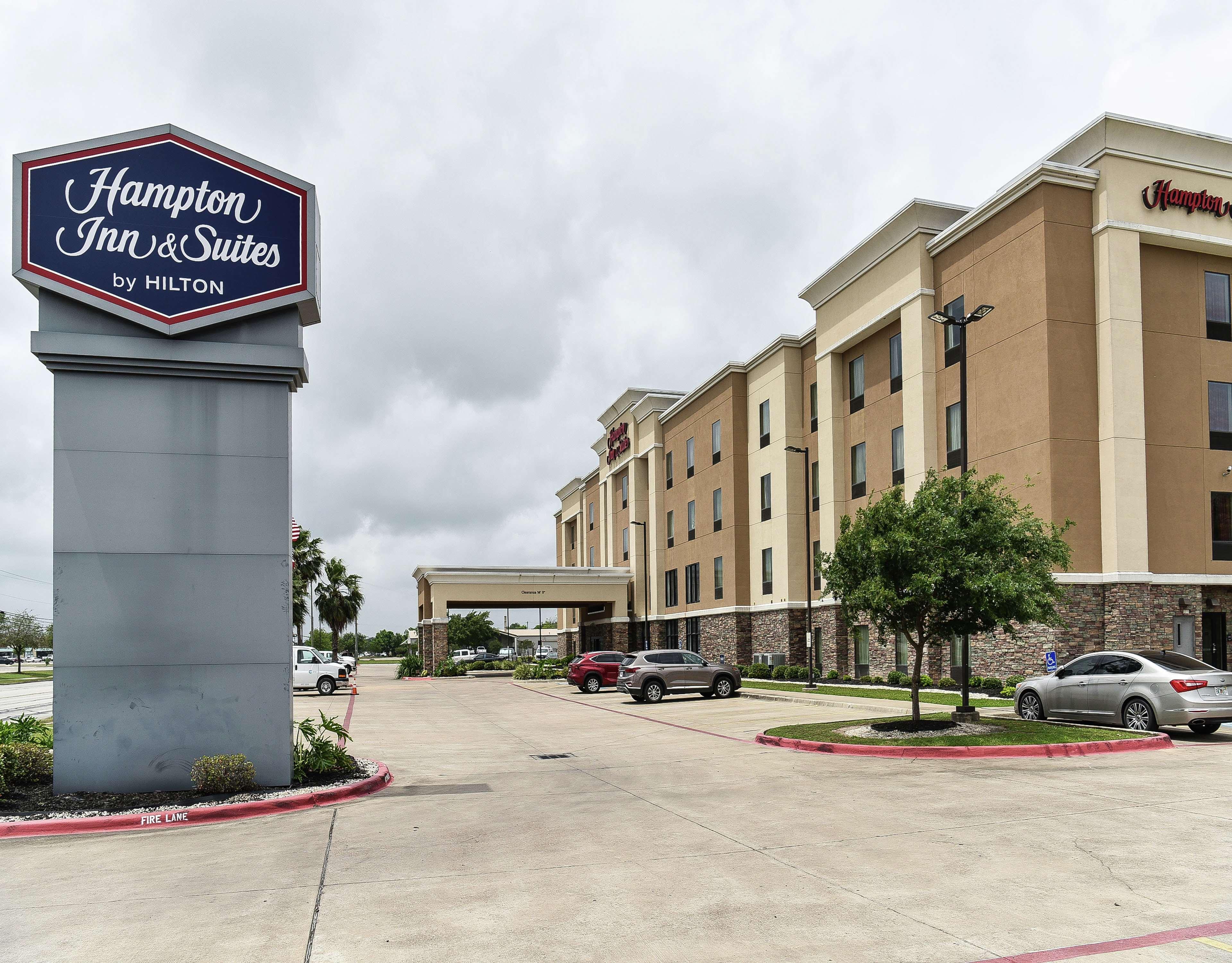 Hampton Inn & Suites Бей-Сіті Екстер'єр фото